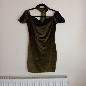 LIGHT GREEN VELVET MINI DRESS